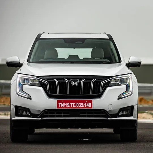 2024 Mahindra XUV700 : On-road prices, features and specs